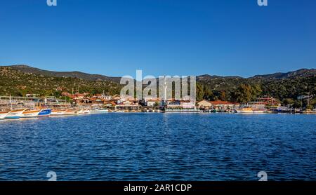 Üçağız, das bescheidene Dorf der Bucht von Kekova Stockfoto