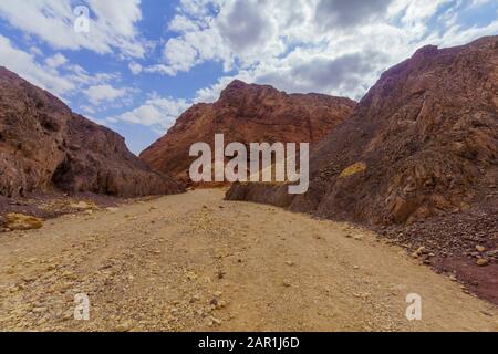 Blick auf Nahal Amram (Wüstental) und die Wüstenlandschaft Arava, Südisraelisch Stockfoto