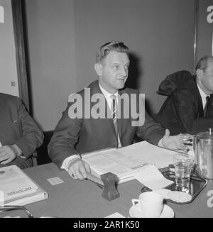 Neuer präsident Royal Dutch Boks Bond, Herr J. Hofman Datum: 19. Dezember 1965 Schlüsselwörter: Presidents persönlicher Name: J. Hofman Stockfoto