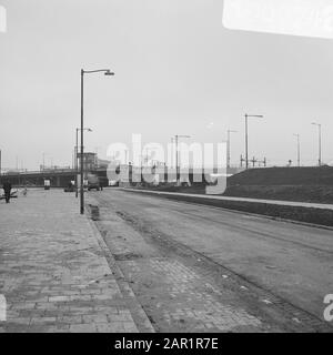 Neue Autobahn Rotterdam nach Schiedam Datum: 4. April 1966 Lage: Rotterdam, Schiedam Stichwörter: Autobahnen Stockfoto