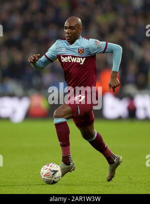 Angelo Ogbonna von West Ham United beim vierten Spiel im FA Cup im Londoner Stadion. Stockfoto