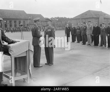 Award Prins Bernhard Ritter MWO Amersfoort Datum: 14. September 1949 Ort: Amersfoort Stichwörter: KNIDDERS, Auszeichnungen, Auszeichnungen Personenname: Bernhard, Prince, Ridder Institution Name: MWO Stockfoto