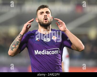 Firenze, Italien. Januar 2020. Der Spieler von acf Fiorentina patrick Cutrone während Fiorentina gegen Genua, italienische Fußball-Serie-A-Männermeisterschaft in Firenze, Italien, 25. Januar 2020 Credit: Independent Photo Agency/Alamy Live News Stockfoto