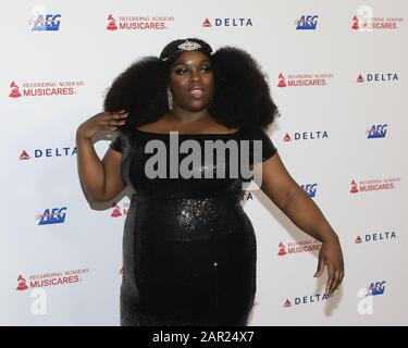 24. Januar 2020, Los Angeles, CA, USA: Los ANGELES - 24. JANUAR: Yola bei den Muiscares 2020 im Los Angeles Convention Center am 24. Januar 2020 in Los Angeles, CA (Credit Image: © Kay Blake/ZUMA Wire) Stockfoto