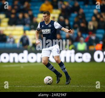 LONDON GROSSBRITANNIEN. 25. Januar Murray Wallace von Millwall im Einsatz während Der Vierten Runde des Emirates FA Cup zwischen Millwall und Sheffield United in Den, London, England am 25. Januar 2020 Credit: Action Foto Sport/Alamy Live News Stockfoto