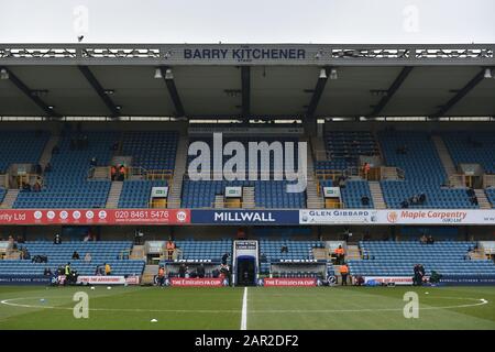 Den, London, Großbritannien. Januar 2020. London, ENGLAND - 25. JANUAR Allgemeine Sicht auf das Stadion während des 4. Runden Spiels des FA Cup zwischen Millwall und Sheffield United in Den, London am Samstag, 25. Januar 2020. (Kredit: Ivan Yordanov/MI News)Foto darf nur für redaktionelle Zwecke in Zeitungen und/oder Zeitschriften verwendet werden, Lizenz für kommerzielle Nutzung erforderlich Kredit: MI News & Sport /Alamy Live News Stockfoto