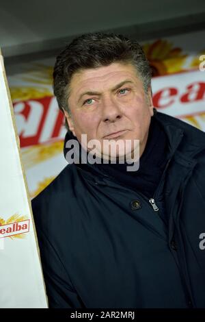 Januar 2020; Olympisches Grande Torino Stadium, Turin, Piemont, Italien; Serie-A-Fußball, Torino gegen Atalanta; Walter Mazzarri der Trainer des Torino FC Stockfoto