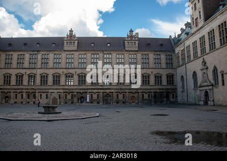 Innenhof auf Schloss Kronborg Helsingør, Dänemark. Verewigt als Elsinore in William Shakespeares Stück Hamlet. Stockfoto