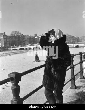 Zizi-Jeanmaire in Amsterdam am Amstel Datum: 26. februar 1963 Ort: Amsterdam, Noord-Holland persönlicher Name: Amstel, Zizen, Jeanmaire Stockfoto