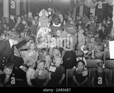 Marine Kattenburg 15 Stunden Saint Nicholas Festival Datum: 6. Dezember 1950 Schlüsselwörter: Marinefesters Personname: Kattenburg, Sinterklaas Stockfoto