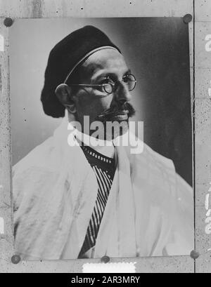 Emir von Cyrenaica neuer König von Libyen am 1. Januar 1951: Sayyid Mohammed Idris bin Muhammad al-Mahdi as-Senussi [Idris von Libyen] Anmerkung: Repronegativdatum: 24. Juli 1951 Ort: Libyen Stichwörter: Könige, Porträts Personenname: Idris (König Libyen) Stockfoto