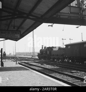 Ausstattung der niederländischen Eisenbahn Ausstattung der niederländischen Eisenbahn Datum: 1945 Schlagwörter: Züge, Zweiter Weltkrieg, Verkehrseinrichtung Name: NS Stockfoto