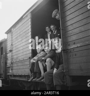 Ausstattung der niederländischen Eisenbahn Ausstattung der niederländischen Eisenbahn Datum: 1945 Schlagwörter: Züge, Zweiter Weltkrieg, Verkehrseinrichtung Name: NS Stockfoto