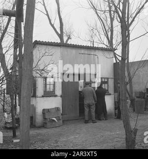 Bericht: Feuerwerk Leiden Datum: 22. Januar 1946 Ort: Leiden, Zuid-Holland Schlüsselwörter: Fabriken, Feuerwerk Stockfoto