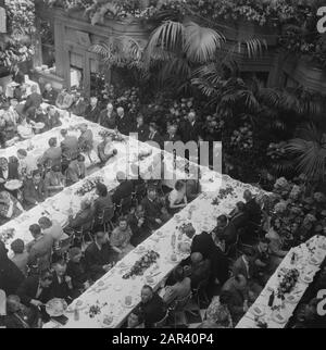 Leitartikel Wochenflorists Datum: 19. Juni 1946 Stichwörter: Floristen, Wochenmagazine Stockfoto