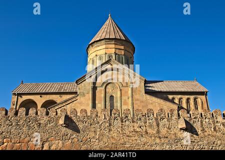 Schöne Aufnahme des historischen Vardzia Höhlenklosters in Georgien Stockfoto