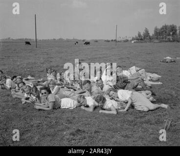 VCJC Vinkeveen Anmerkung: Freie christliche Jugend Zentrale VCJC Datum: 9. August 1950 Ort: Utrechter, Vinkeveen Schlüsselwörter: Camps Stockfoto