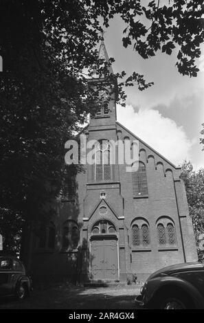 Dorf Ruigoord (in der Nähe von Halfweg) muss aufgrund der Expansion der Industriegebiete verschwinden Amsterdam Datum: 23. Juli 1973 Standort: Amsterdam, Noord-Holland, Ruigoord Schlüsselwörter: Dörfer Stockfoto