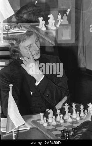 Schach der Jugend-Europameisterschaft (elftes Niemeyer-Schachturnier) in Groningen, Nummer 3 und 3A Meilen (England), Nummer 4 und 5 Hellmayrs (Österreich)/Datum: 20. Dezember 1972 Ort: Groningen Stichwörter: Schach, Turniere Stockfoto