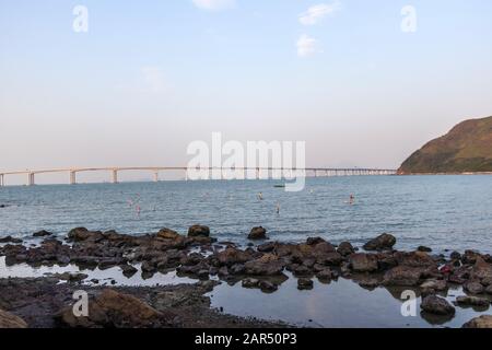 Südchinesische Küste und Hongkong - Zhuhai - Macau Bridge Stockfoto