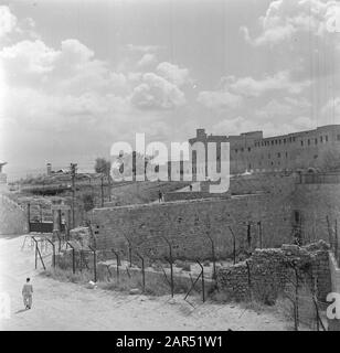 Israel 1948-1949: Acre (Akko) Gefängnis Datum ansehen: 1948 Ort: Acre, Israel Schlüsselwörter: Überwachung, Gefängnisse, Zäune, Stadtplastiken, Städte Stockfoto