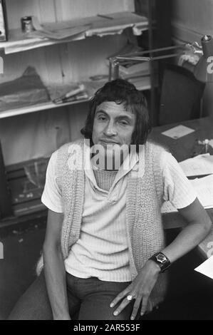 Han van Duren, Wirtschaftsführer Dutch Mimecentrum, Aufgabe Parool Datum: 28. August 1972 Institutionenname: Parool, The Stockfoto