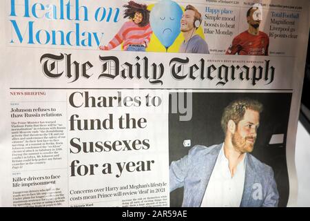 The Daily Telegraph - Titelzeile auf der Titelseite "Charles to Funds the Susbriens for a Year" Prinz Harry Herzog von Sussex London England Großbritannien 20. Januar 2020 Stockfoto