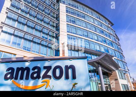 24. Januar 2020 Sunnyvale/CA/USA - Hauptsitz von Amazon im Silicon Valley, San Francisco Bay Area Stockfoto