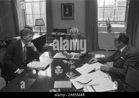 Kabinettsbildung, Duisenberg, Ruppert und Burger Datum: 25. April 1973 Schlüsselwörter: Formateurs Personname: Ruppert, Marinus Stockfoto