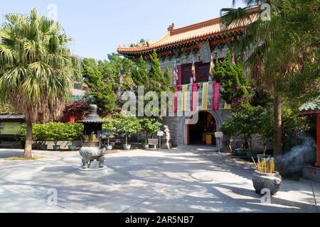 Der Eingang, das Po Lin Kloster Hongkong - ein buddhistisches Kloster auf der Insel Lantau, Hong Kong Asien, Beispiel für die Hongkonger Kultur Stockfoto