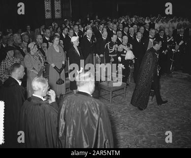 Prinz Bernhard Land Kommandeur des St. Jan Ridderzaal Datum: 26. Juni 1954 Schlagwörter: Fürsten Personenname: Bernhard, Name der Fürstinstitutsanstalt: Ridderzaal Stockfoto