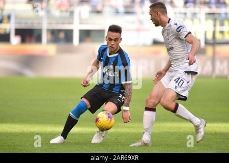 Mailand, Italien. Januar 2020. Lautaro Martinez vom FC Internazionale beim Serie-A-Spiel zwischen Inter Mailand und Cagliari im Stadio San Siro, Mailand, Italien am 26. Januar 2020. Foto von RemotePhotoPress. Kredit: UK Sports Pics Ltd/Alamy Live News Stockfoto