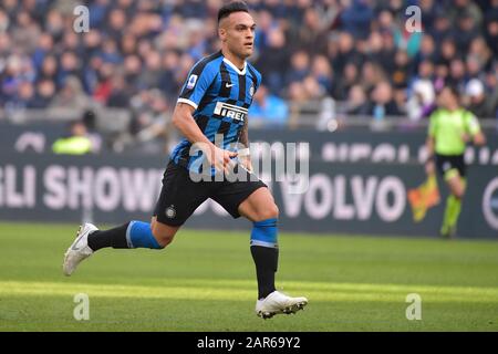 Mailand, Italien. Januar 2020. Lautaro Martinez vom FC Internazionale beim Serie-A-Spiel zwischen Inter Mailand und Cagliari im Stadio San Siro, Mailand, Italien am 26. Januar 2020. Foto von RemotePhotoPress. Kredit: UK Sports Pics Ltd/Alamy Live News Stockfoto