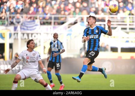 Mailand, Italien. Januar 2020. Nicolò Barella vom FC Internazionale beim Serie-A-Spiel zwischen Inter Mailand und Cagliari im Stadio San Siro, Mailand, Italien am 26. Januar 2020. Foto von RemotePhotoPress. Kredit: UK Sports Pics Ltd/Alamy Live News Stockfoto