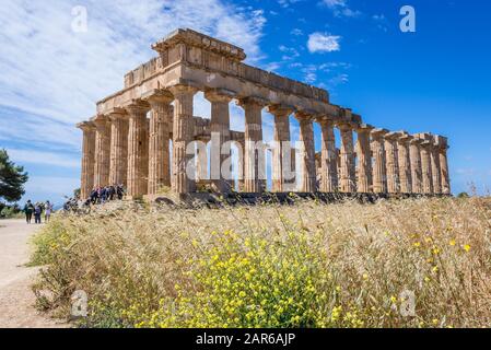 Der griechische Tempel E heißt auch Tempel von Hera in der alten griechischen Stadt Selinunte an der Südwestküste Siziliens in Italien Stockfoto