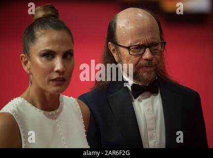 Schauspieler Santiago Segura und Schauspielerin Toni Acosta nehmen an der 34. Ausgabe der Goya Awards Zeremonie der spanischen Filmakademie Teil, im Sportpalast Jose Maria Martin Carpena. Stockfoto
