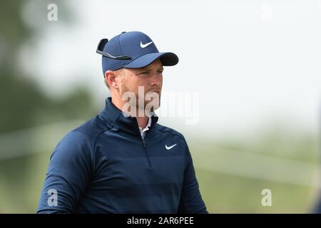 Dubai, VAE. Januar 2020.Tom Lewis aus England in der Endrunde während der PGA European Tour Dubai Desert Classic im Emirates Golf Club, Dubai, VAE am 26. Januar 2020. Foto von Grant Winter. Nur redaktionelle Nutzung, Lizenz für kommerzielle Nutzung erforderlich. Keine Verwendung bei Wetten, Spielen oder einer einzelnen Club-/Liga-/Spielerpublikationen. Kredit: UK Sports Pics Ltd/Alamy Live News Stockfoto