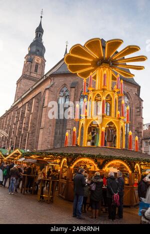 Heidelberger Weihnachtspyramide in Deutschland. Stockfoto