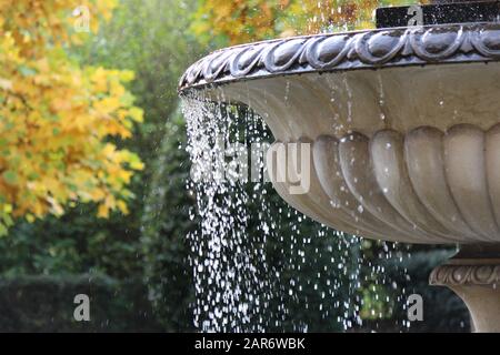 Wasser-Brunnen im Regents Park London Stockfoto