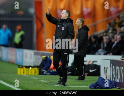 Canons Park, Großbritannien. Februar 2018. Christopher Hamilton von Barnsley Frauen während des Vierten Runden Matches des WomenÕs FA Cup zwischen Tottenham Hotspur Frauen und Barnsley Frauen im Hive Stadium in London, Großbritannien - 26. Januar 2020 Credit: Action Foto Sport/Alamy Live News Stockfoto