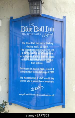 The Blue Ball Inn, Sidford, Pub in der Nähe von Sidmouth, Devon, Großbritannien, Teil der Tavernen von Punch Stockfoto