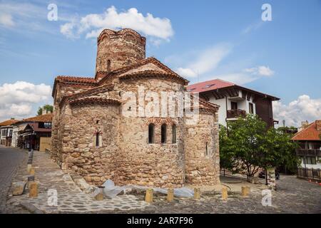 Nessebar, BULGARIEN - 26. JUNI 2019: Die alte Kirche St. Johannes der Täufer in der Altstadt von Nessebar Stockfoto