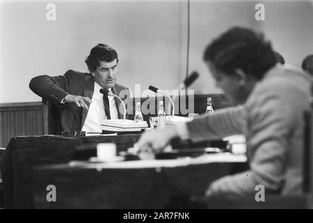 Untersuchungsausschuss des Parlaments; Premierminister Lubbers bei der Vernehmung Datum: 2. Mai 1984 Stichwörter: Politischer Personenname: Lubbers, Ruud-Institutionenname: RSV Stockfoto