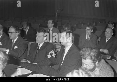 Pressekonferenz Bond van Nederlandse Margarine Hersteller NR. 14A, 15: A. Bakker Datum: 14. Januar 1969 Schlagwörter: Bond, Pressekonferenzen Personenname: Bakker A. Stockfoto