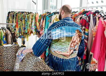 Miami Beach Florida, El.Dorado.Art Pop-up-Shop, Mode, Shopping Shopper Shopper Shop Geschäfte Markt Märkte Markt Kauf Verkauf, Einzelhandel zu Stockfoto