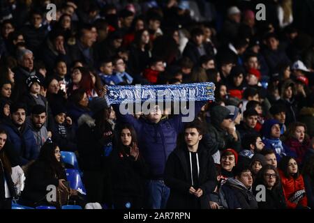 Januar 2020; Stadio San Paolo, Neapel, Kampanien, Italien; Serie-A-Fußball, Neapel gegen Juventus; Anhänger Neapel Stockfoto