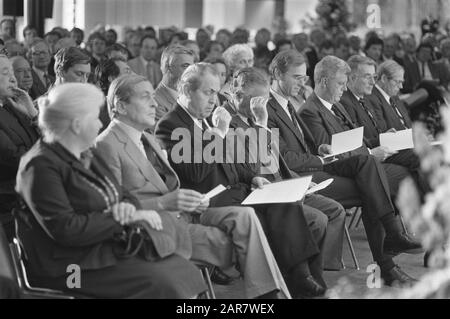 Prinz Claus eröffnet den neuen Sitz von Rabobank in Utrechter Datum: 12. September 1984 Ort: Utrechter Schlüsselwörter: Eröffnungen persönlicher Name: Claus, Name der Prinzeneinrichtung: Rabobank Stockfoto