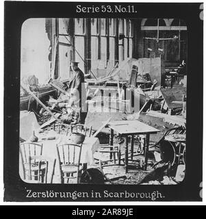 Projektion für alle: Weltkrieg Serie 53 Kolonial-, See- und Landkämpfer-Nr. 11. Zerstörungen in Scarborough. - die Firma "Projektion für alle" wurde 1905 von Max Skladanowsky (1861-1939) gegründet. Sie produzierte bis zum Jahre 1928 fast 100 Serien zu je 24 Glasdias im Format 8,3 x 8,3 cm im Sog. Bromsilber-Gelatin-Trockenplatten Verfahren. Die ersten Städte vor allem in den Bundesländern, Länder aber auch Märchen und Sagen, das alte Testament und der Erste Weltkrieg. Stockfoto