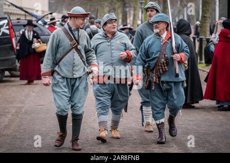 Jährliche Neuerstellung der King Charles I Execution Parade durch die English Civil war Society (ECWS) in London, Großbritannien. Stockfoto