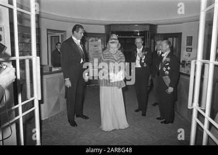 Staatsbesuch Präsident Kekkonen aus Finnland (zweiter Tag Nummer 5 Kekkonen (rechts) und Biesheuvel Datum: 25. Oktober 1972 Schlüsselwörter: Präsidenten, Staatsbesuche Stockfoto